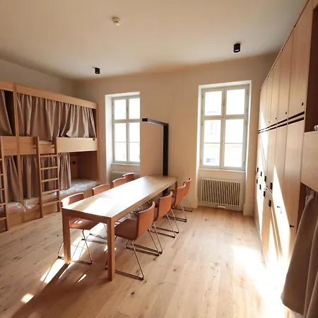 Hostel Ruttner Haz Veszprem