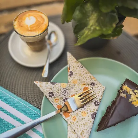 Ruttner Haz Vandrarhem *