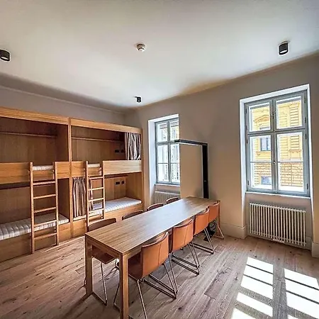 Auberge de jeunesse Ruttner Haz *