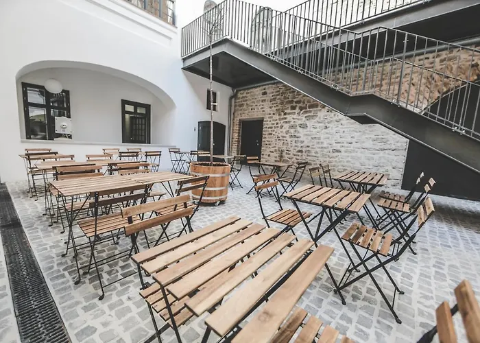 Ruttner Haz * Veszprém